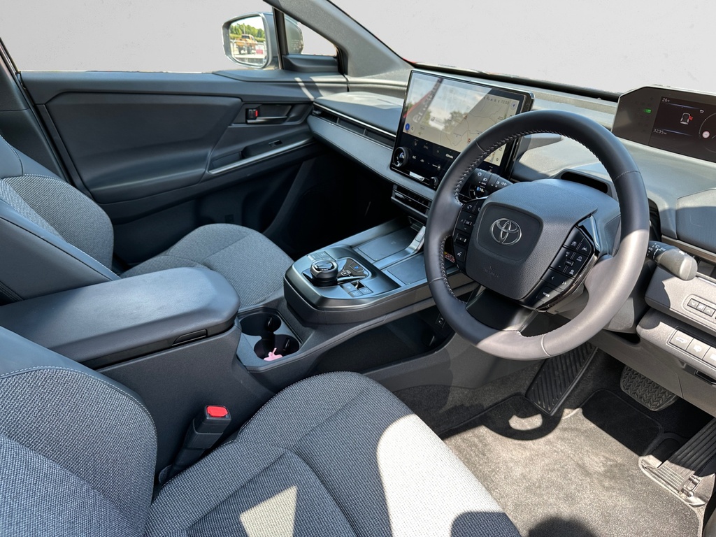 Toyota bZ4X 160Kw Vision 71.4Kwh Awd 11Kw Hatchback Silver #11