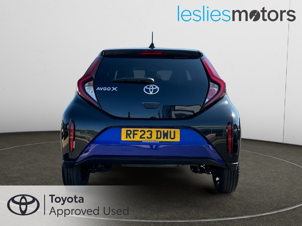 Toyota Aygo X 1.0 Vvt-i Edge Blue #3