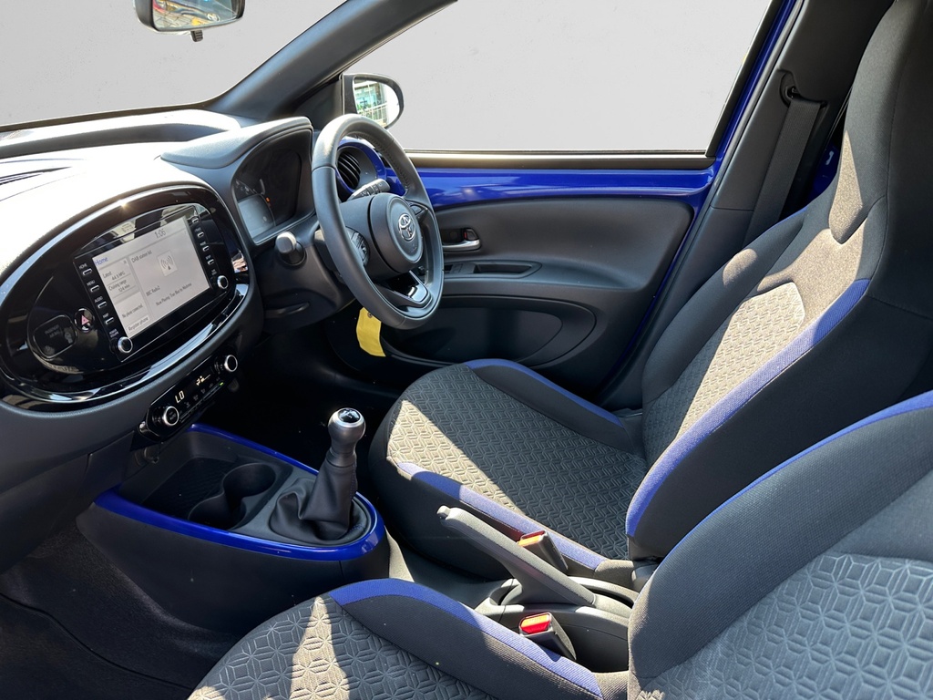Toyota Aygo X 1.0 Vvt-i Edge Blue #5