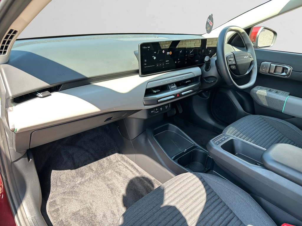 Kia EV4 150Kw Air 81Kwh HW26FSJ Red #5