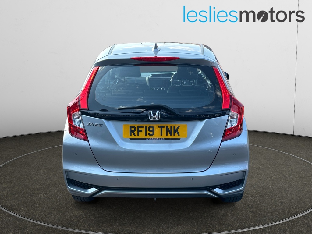 Honda Jazz 1.3 I-vtec Se Navi Cvt Silver #3
