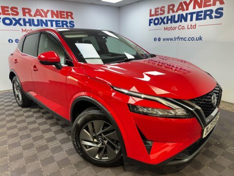 Nissan Qashqai 1.3 Dig-t Mhev Red