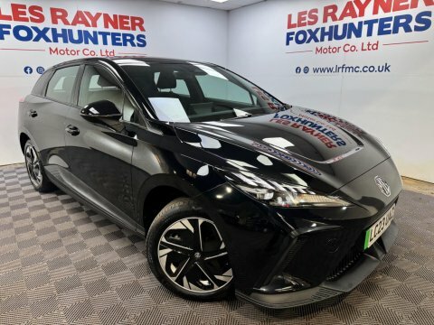 MG MG4 64Kwh Se Long Black