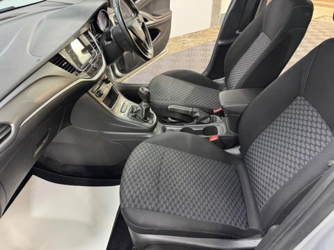 Vauxhall Astra 1.2 Turbo Business Edition Nav Euro 6 Ss White #38