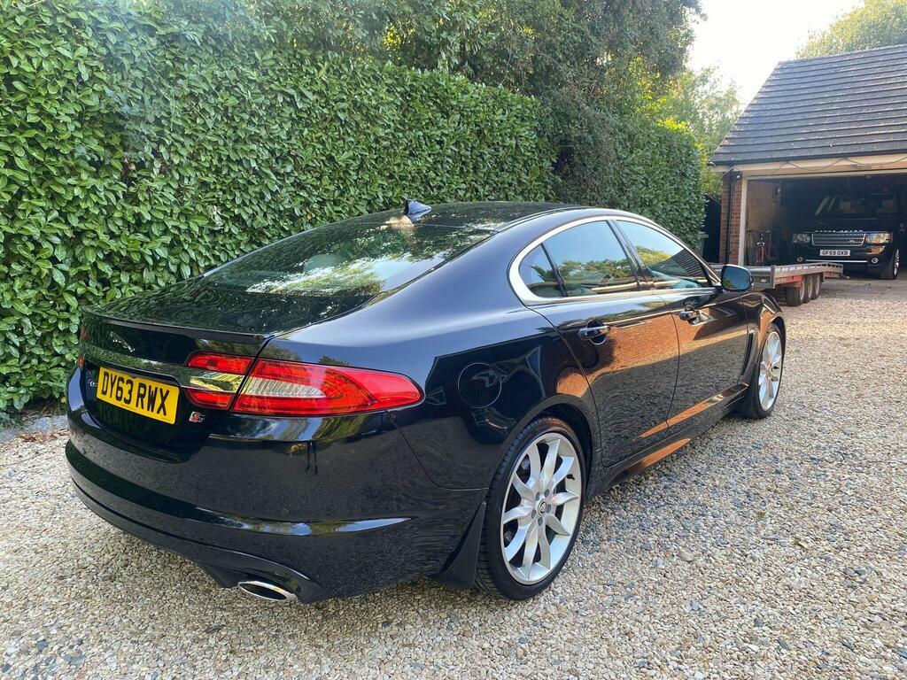 Jaguar XF 3.0D S V6 Portfolio Euro 5 S S DY63RWX Black #2