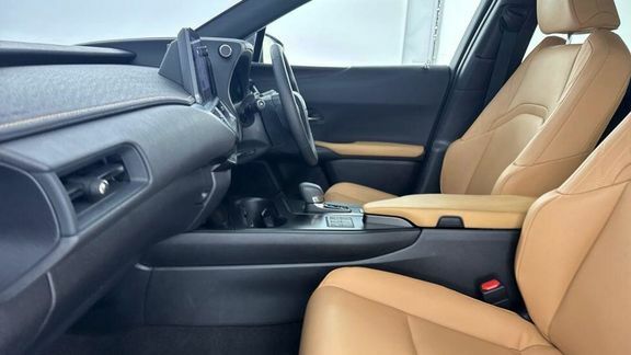 Lexus UX 300H F-sport Design Blue #8