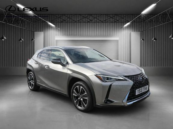 Lexus UX Premium Pack With Navigation Silver