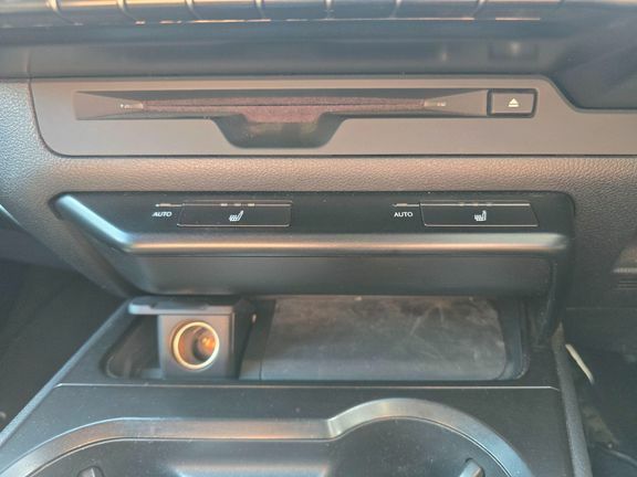 Lexus UX 300E 54.3Kwh Takumi Suv 204 Ps Silver #22