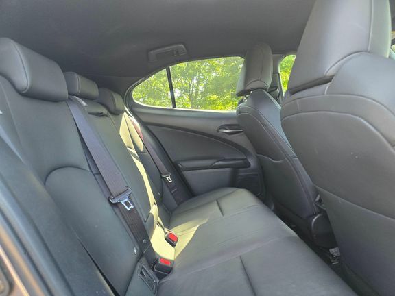 Lexus UX 300E 54.3Kwh Takumi Suv 204 Ps Silver #14