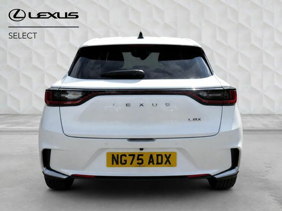 Lexus LBX Premium Plus Black Interior White #4