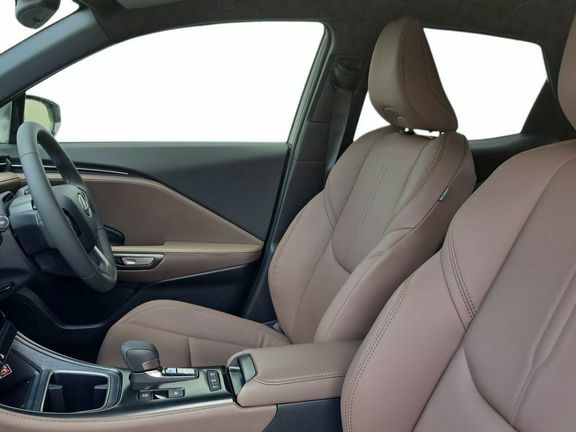 Lexus LBX Premium Silver #2