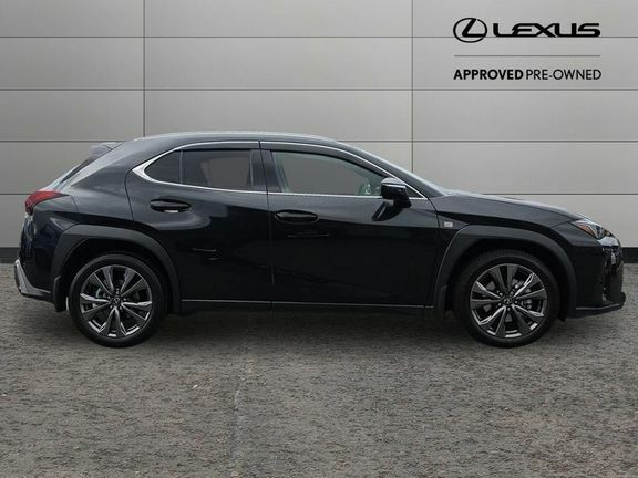 Lexus UX F Sport Design Tech Black #3