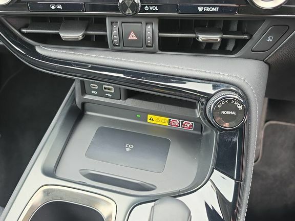 Lexus NX 2.5 350H Premium Suv Hybrid E-cvt Fwd E Orange #28