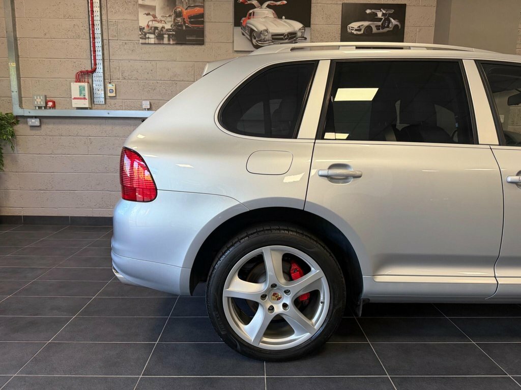 Porsche Cayenne 3.0 V6 E-hybrid 14.1Kwh Tiptronics 4Wd Euro 6 Ss White #8