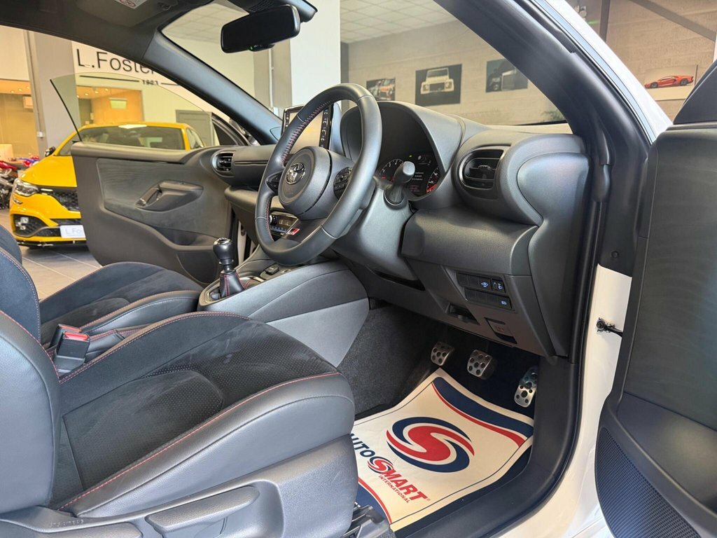 Toyota Yaris Vvt-i Icon 99 Blue #19
