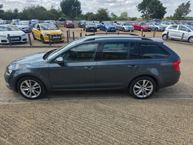 Skoda Octavia Tdi Se L Estate Grey #5