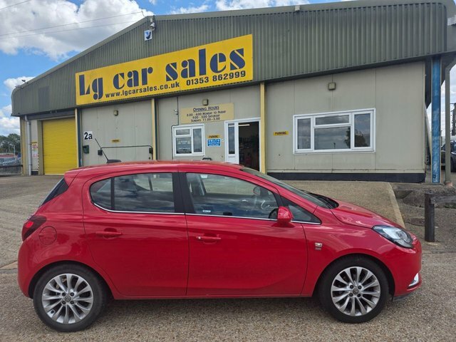 Vauxhall Corsa Se Hatchback Red