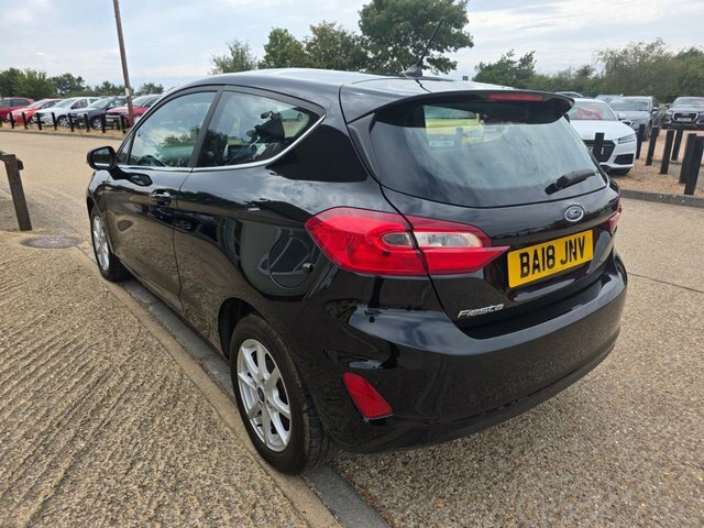 Ford Fiesta Ecoboost Zetec Hatchback Black #4