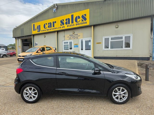 Ford Fiesta Ecoboost Zetec Hatchback Black