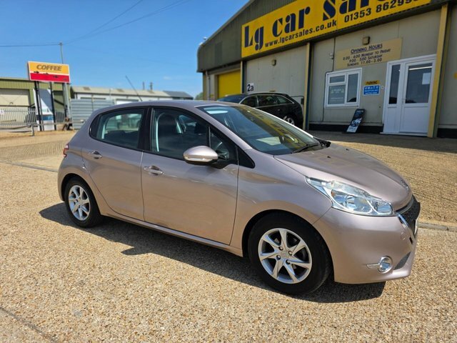 Peugeot 208 Hdi Active Hatchback Pink #2