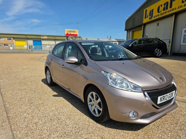 Peugeot 208 Hdi Active Hatchback Pink #3