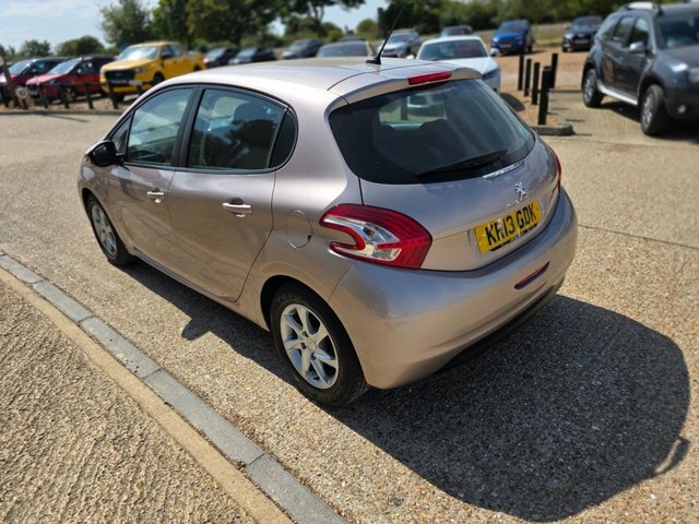 Peugeot 208 1.4 Vti Active Hatchback Euro 5 #10