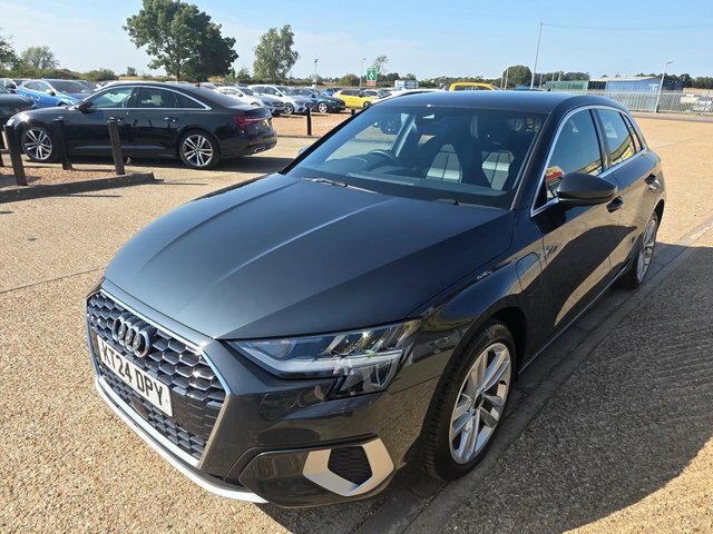 Audi A3 Tfsie 40 Sport Sportback Grey #4