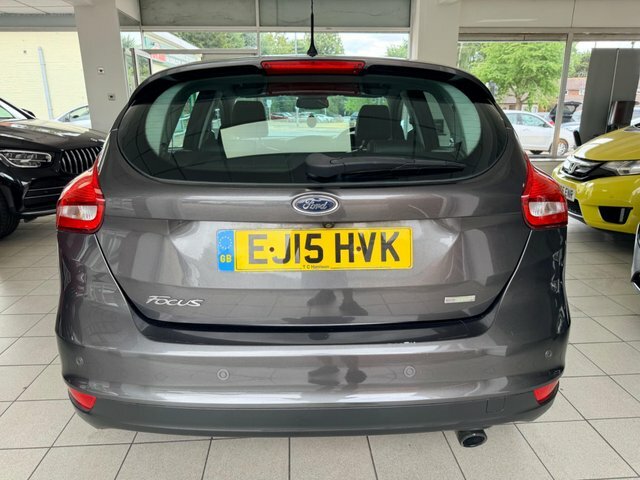Ford Focus Ecoboost Titanium X Hatchback Grey #6