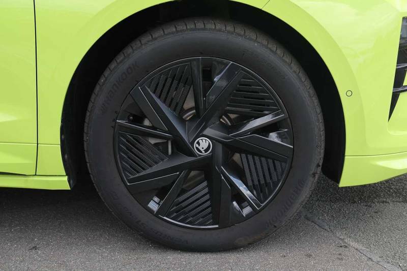 Skoda ENYAQ 250Kw Vrs 84Kwh 4X4 - 2026 KW75HUA Green #5