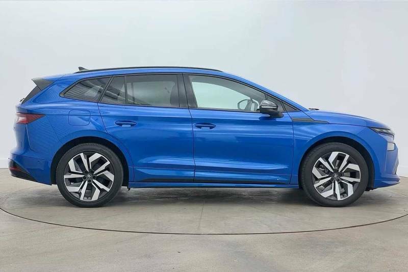 Skoda ENYAQ 210Kw 85 Sportline 82Kwh Blue #4