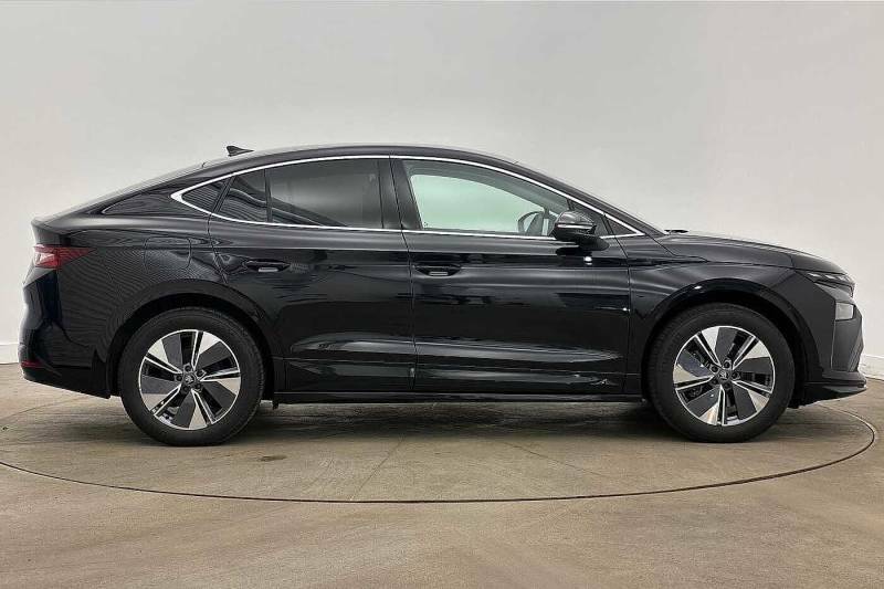 Skoda ENYAQ 210Kw 85 Edition 82Kwh Black #4