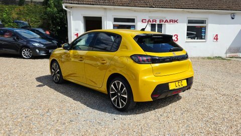 Peugeot 208 1.2 Puretech Allure #2
