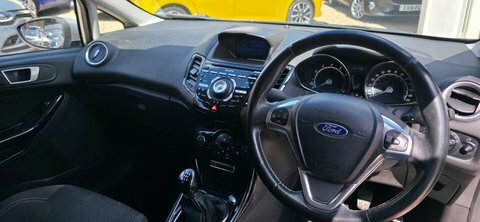 Ford Fiesta Titanium Ford Sync #5