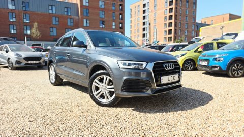 Audi Q3 Tfsi S Line #2