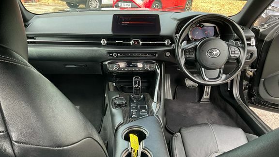 Toyota Supra 3.0 Pro Black #6