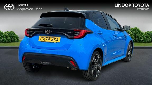 Toyota Yaris Premiere Edition Blue #2