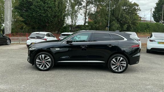 Jaguar F-Pace Jaguar Estate 2.0 D200 R-dynamic Hse Au Grey #24