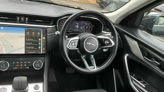 Jaguar F-Pace Jaguar Estate 2.0 D200 R-dynamic Hse Au Grey #10