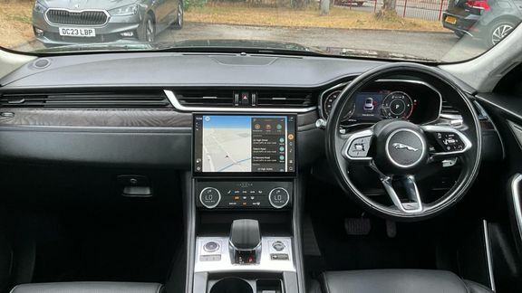 Jaguar F-Pace 2.0 D200 Mhev Hse Awd Euro 6 Ss Black #6