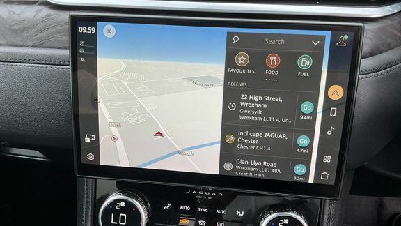 Jaguar F-Pace Jaguar Estate 2.0 D200 R-dynamic Hse Au Grey #37