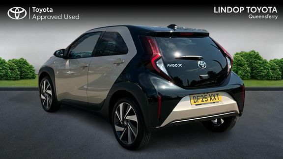 Toyota Aygo X Edge Auto Beige #4