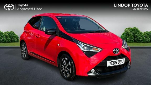Toyota Aygo X X-trend M Red