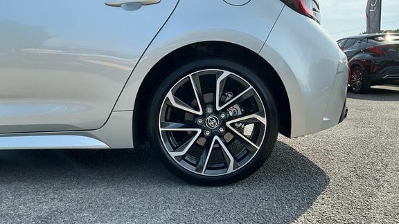 Toyota Corolla 1.8 Vvt-i Hybrid Gr Sport #25