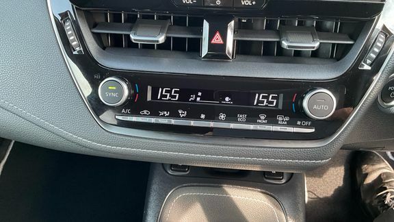 Toyota Corolla 1.8 Vvt-i Hybrid Gr Sport #32