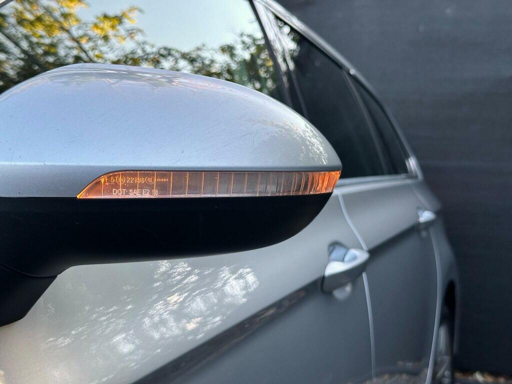 Volkswagen Passat Passat Se Business Tdi Blue #19