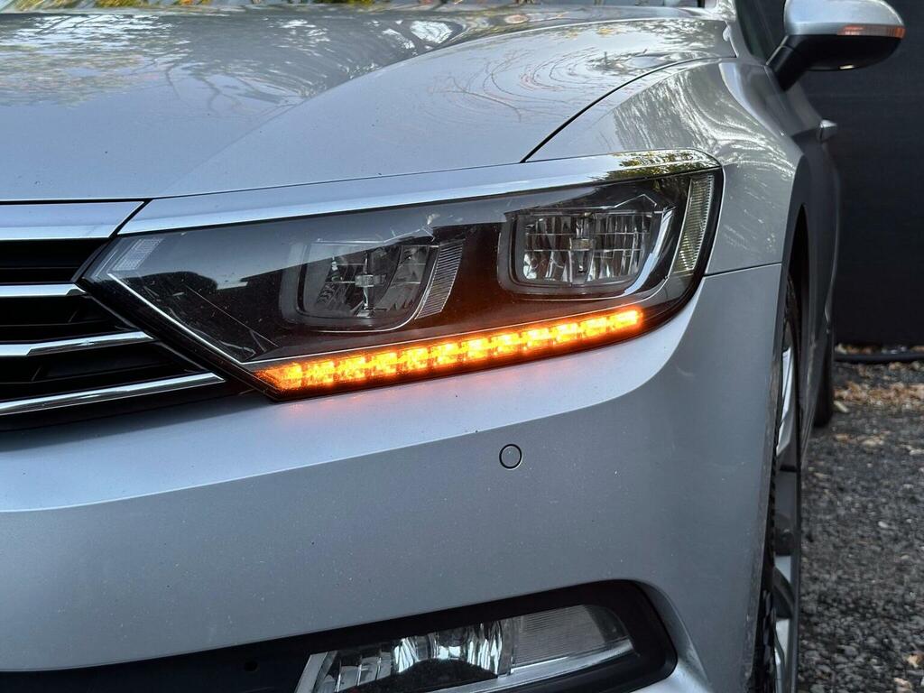 Volkswagen Passat Passat Se Business Tdi Blue #18