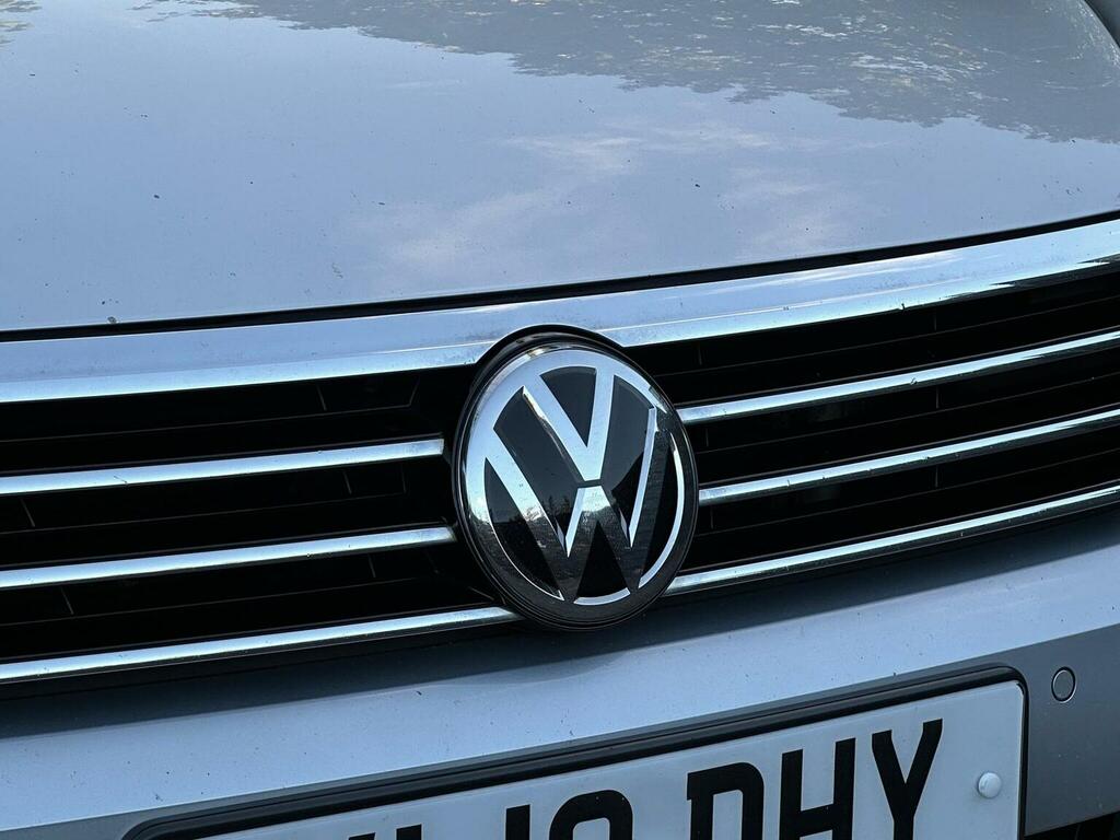 Volkswagen Passat Passat Se Business Tdi Blue #17