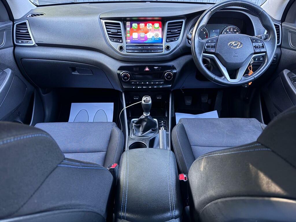 Hyundai Tucson 1.6 Gdi Blue Drive Se Nav Euro 6 Ss Silver #2