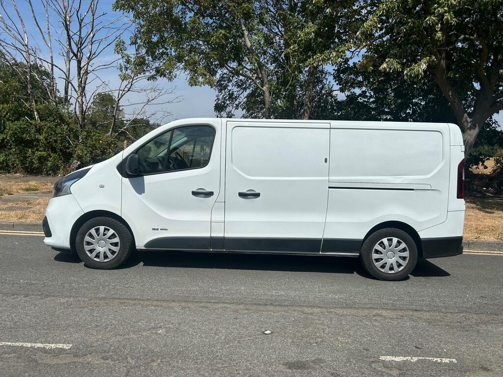 Renault Trafic 1.6 Dci Energy 29 Business Lwb Standard Roof Euro White #2