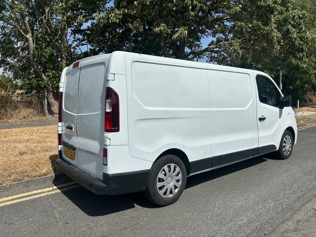Renault Trafic 1.6 Dci Energy 29 Business Lwb Standard Roof Euro White #5